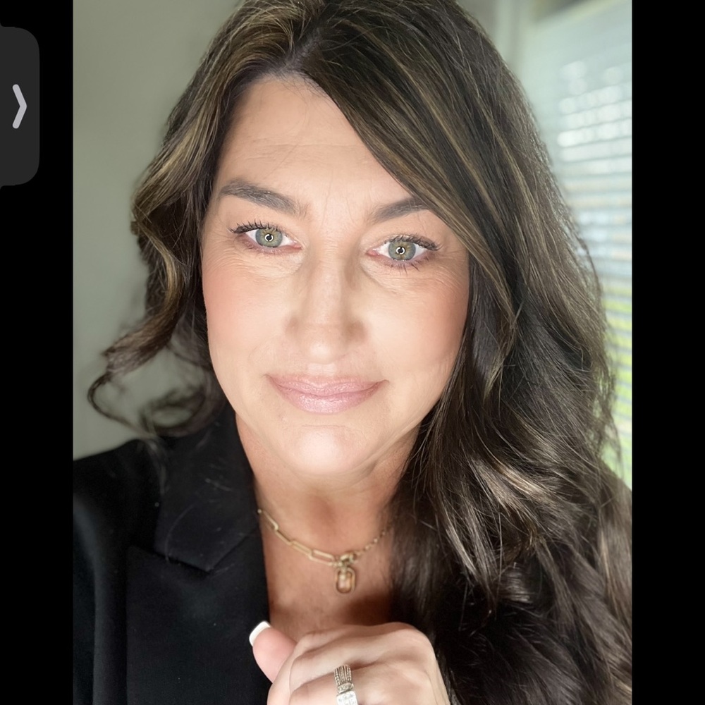 Meet your Posher, Carla